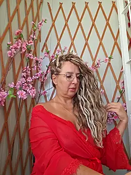 MariaRichi  online show from 09-21-25, 08:05