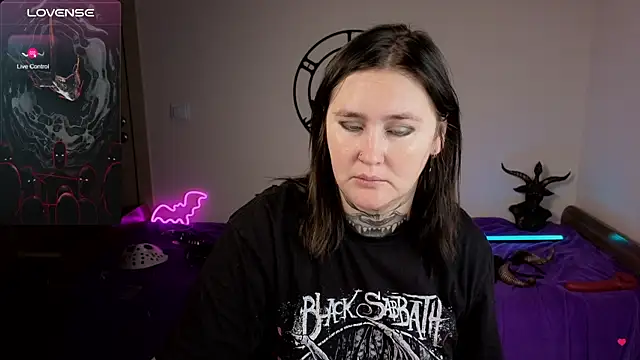 Emmybrightj  online show from 12-19-25, 01:12