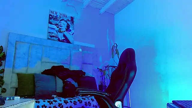 HannibalLester online show from 09-21-25, 04:25