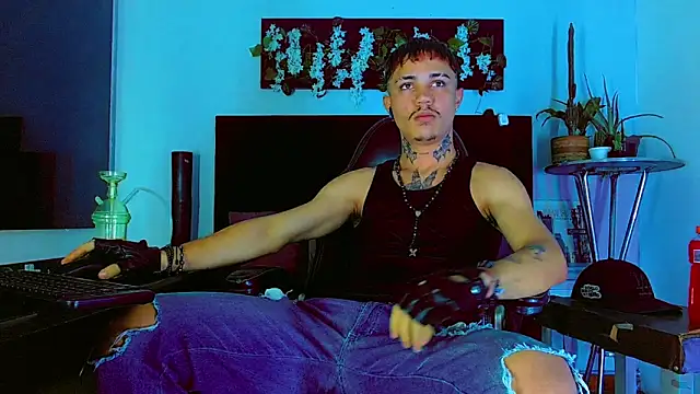 HannibalLester online show from 03-05-26, 05:36