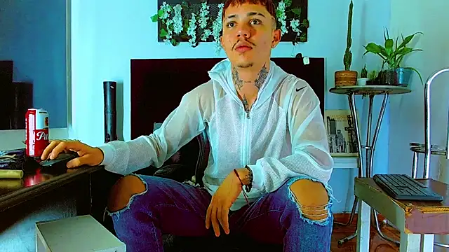 HannibalLester online show from 03-07-26, 04:31