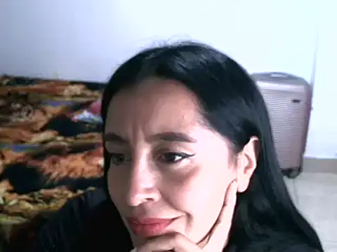 hailey85 online show from 12-06-24, 09:46