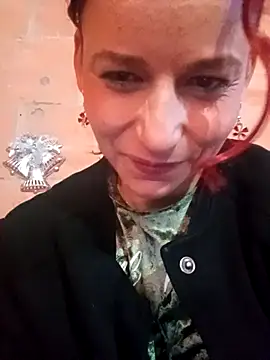 Rachhelle   online show from 12-22-24, 10:15