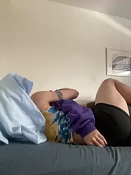 mackshaft4711 online show from 12-21-24, 04:57