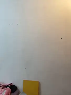 crystalmmour online show from 01-27-25, 11:43