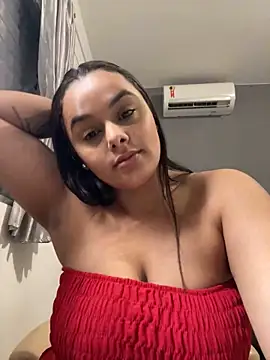 crystalmmour online show from 02-14-25, 07:23