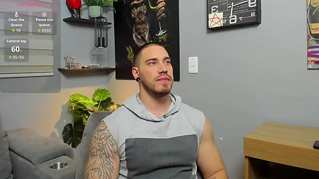 Snapshot of Giorgio-Leone chatting on 09-26-25, 01:53 Giorgio-Leone online show from 09-26-25, 01:53