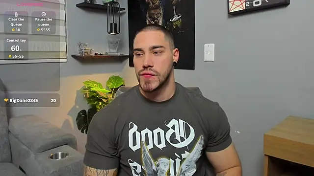 Snapshot of Giorgio-Leone chatting on 10-02-25, 02:40 Giorgio-Leone online show from 10-02-25, 02:40