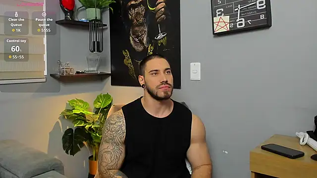 Snapshot of Giorgio-Leone chatting on 11-14-25, 06:39 Giorgio-Leone online show from 11-14-25, 06:39