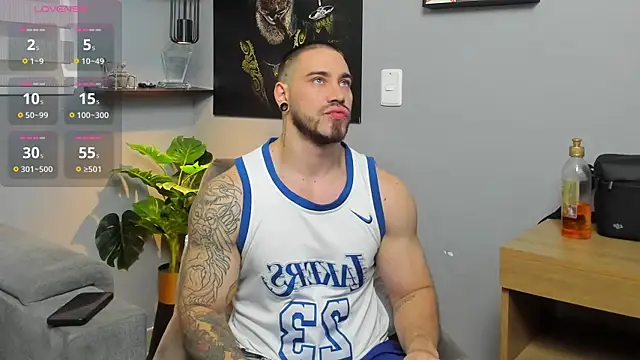 Snapshot of Giorgio-Leone chatting on 11-25-25, 05:46 Giorgio-Leone online show from 11-25-25, 05:46