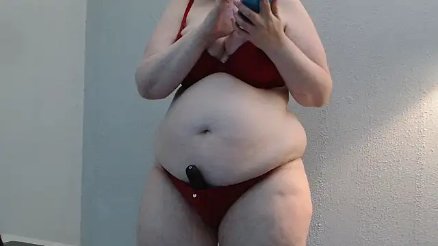 Snapshot of desiree1981 chatting on 06-22-26, 11:07 desiree1981 online show from 06-22-26, 11:07