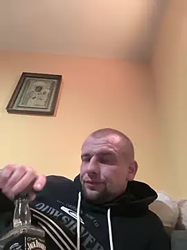 Snapshot of Regularfucker28 chatting on 03-18-26, 01:31 Regularfucker28 online show from 03-18-26, 01:31