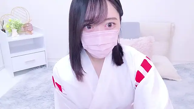 Snapshot of Yurie_ chatting on 12-30-24, 02:09 Yurie online show from 12-30-24, 02:09