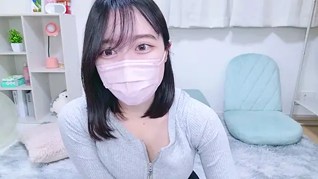 Snapshot of Yurie_ chatting on 01-25-25, 02:58 Yurie online show from 01-25-25, 02:58