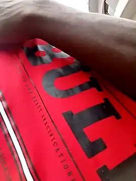 Snapshot of DalianHR33 chatting on 02-27-25, 07:58 DalianHR33 online show from 02-27-25, 07:58