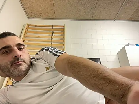 Snapshot of Assodispade3 chatting on 01-30-25, 10:50 Assodispade3 online show from 01-30-25, 10:50