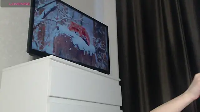 Snapshot of -LauraGold- chatting on 02-26-25, 08:00 -LauraGold- online show from 02-26-25, 08:00