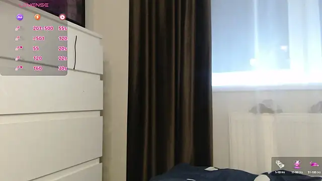 Snapshot of -LauraGold- chatting on 03-12-25, 07:17 -LauraGold- online show from 03-12-25, 07:17