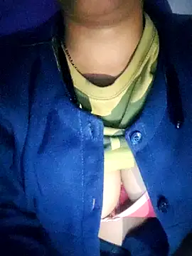 Snapshot of lovelyruhi chatting on 01-08-25, 06:52 lovelyruhi online show from 01-08-25, 06:52