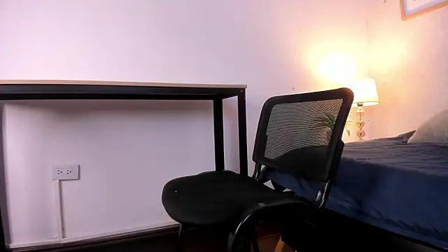 Caroline dh online show from 03-17-26, 11:35