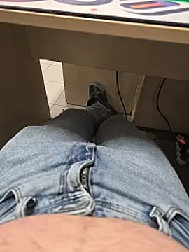 Ibag01 online show from 12-15-25, 03:27