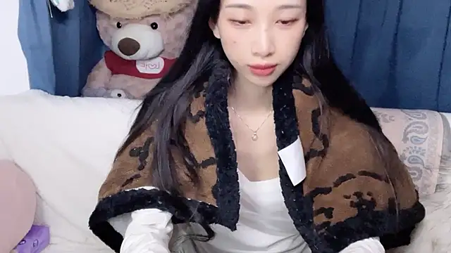 Lili-2 online show from 02-05-26, 12:54