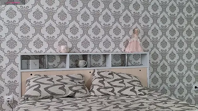 Snapshot of Betty_Blamee chatting on 02-06-26, 10:29 Betty Blamee online show from 02-06-26, 10:29