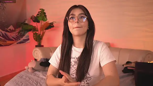 Snapshot of Dear_Morgan chatting on 02-03-25, 08:35 Dear Morgan online show from 02-03-25, 08:35