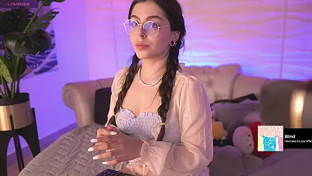 Snapshot of Dear_Morgan chatting on 03-20-25, 09:02 Dear Morgan online show from 03-20-25, 09:02