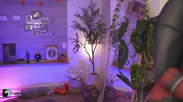 Snapshot of Dear_Morgan chatting on 10-14-25, 08:31 Dear Morgan online show from 10-14-25, 08:31