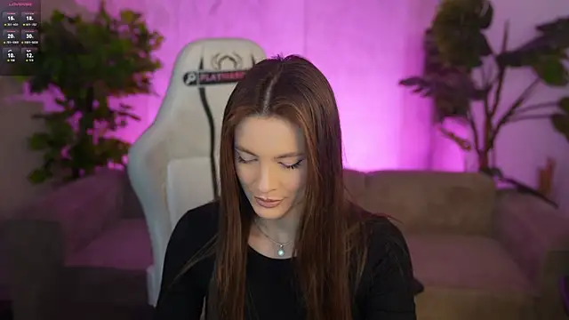 Julia  Star  online show from 03-26-26, 03:50