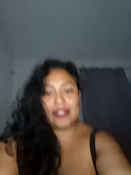 Snapshot of Leslyrosa chatting on 01-03-25, 12:19 Leslyrosa online show from 01-03-25, 12:19