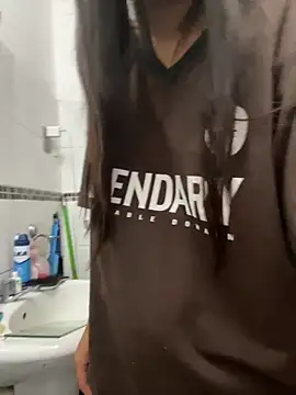 AleFantasy0001 online show from 09-17-25, 05:03