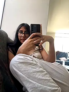 AleFantasy0001 online show from 09-19-25, 08:53