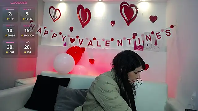 Snapshot of Melodi_Roux chatting on 02-15-26, 01:09 Melodi Roux online show from 02-15-26, 01:09