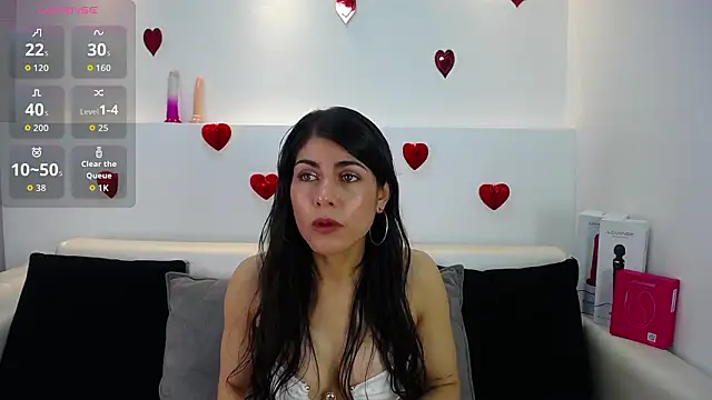 Snapshot of Melodi_Roux chatting on 03-05-26, 01:40 Melodi Roux online show from 03-05-26, 01:40