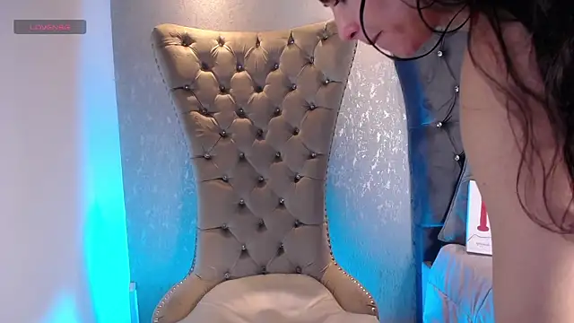 Snapshot of Melodi_Roux chatting on 03-14-26, 01:16 Melodi Roux online show from 03-14-26, 01:16