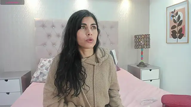 Snapshot of Melodi_Roux chatting on 03-27-26, 01:22 Melodi Roux online show from 03-27-26, 01:22