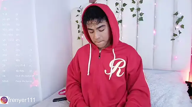 Snapshot of kiing_azahell chatting on 01-07-25, 03:57 kiing azahell online show from 01-07-25, 03:57