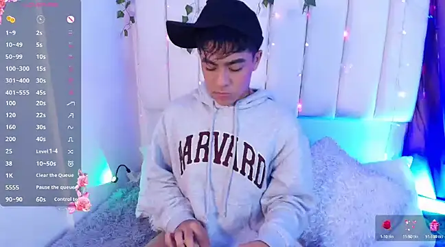 Snapshot of kiing_azahell chatting on 01-11-25, 03:23 kiing azahell online show from 01-11-25, 03:23