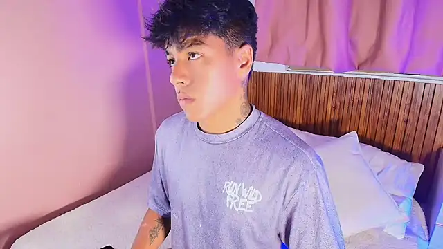 kiing azahell online show from 04-05-26, 02:42