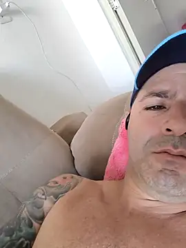 Marciogrei online show from 11-25-25, 09:04