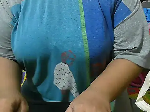 Queen of boobs01 online show from 01-20-25, 06:43