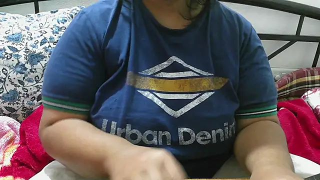 Queen of boobs01 online show from 12-01-25, 11:04