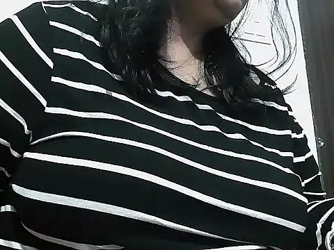 Queen of boobs01 online show from 03-22-26, 05:38