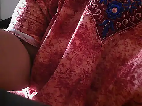 Queen of boobs01 online show from 04-20-26, 03:31