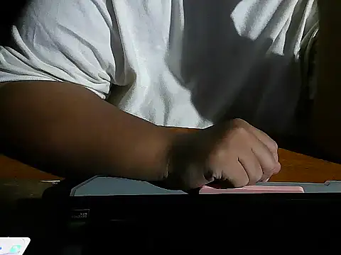 Queen of boobs01 online show from 06-05-26, 02:34