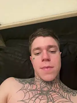 Snapshot of adolf_loo chatting on 10-15-25, 04:07 adolf loo online show from 10-15-25, 04:07