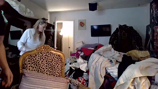 sophiarica online show from 03-16-26, 06:45