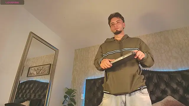 Snapshot of MattDevon chatting on 02-03-26, 03:15 MattDevon online show from 02-03-26, 03:15